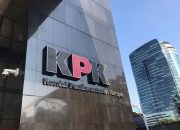 KPK Selidiki Dugaan Mark Up Gas Air Mata: Transparansi atau Skandal?