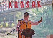 Resmikan Jembatan Gantung Krasak, Nina Agustina: Akses Lebih Cepat, Ekonomi Indramayu Kian Meningkat