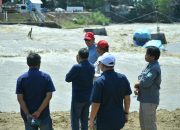 Waspada Banjir! Pjs. Bupati Indramayu Tinjau Kenaikan Debit Air Sungai Cimanuk!
