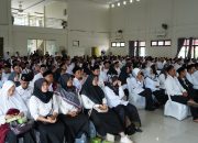 Bupati Nina Perkuat Pendidikan Agama, Hibah Rp13 Miliar untuk Guru Madrasah Terbesar di Indonesia