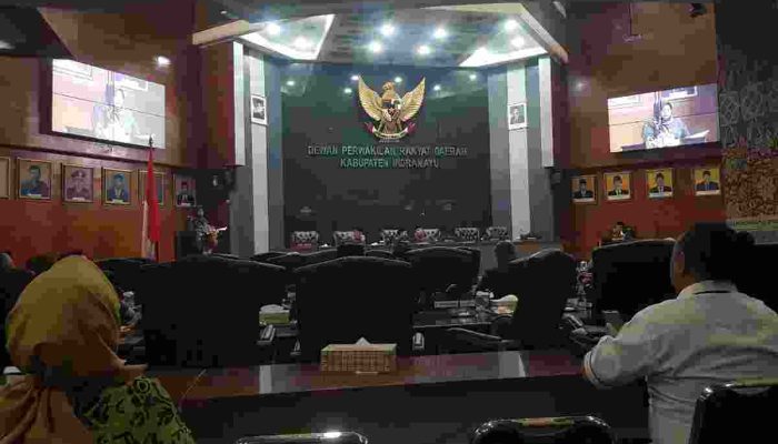 DPRD Indramayu Gelar Paripurna, Fraksi PDI Perjuangan Sampaikan Hasil Reses