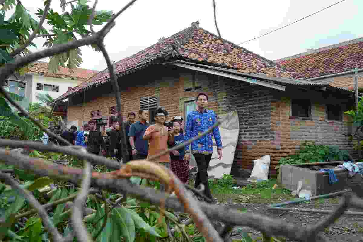 Angin Puting Beliung Terjang Desa Bugis Indramayu