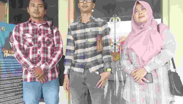 Kades Bunder Nikah Sirih Dengan Artis Pantura