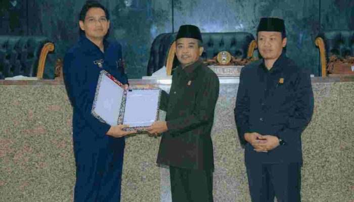 Bupati Dan DPRD Indramayu Setujui Propemperda 2025 