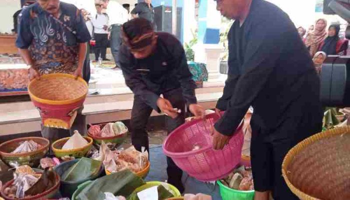 Jelang Panen Raya Pemdes Mekargading Adakan Mapag Sri