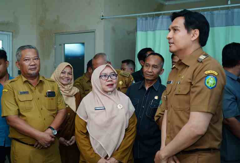 Bupati Lucky Hakim Kunjungi RSUD MIS Krangkeng
