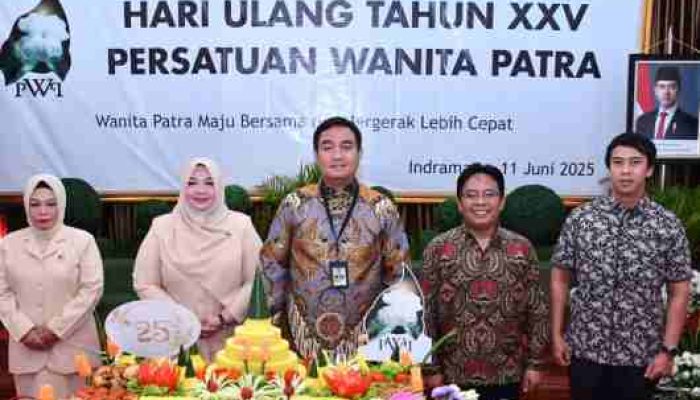 Syukuran Potong Tumpeng HUT Ke-25 PWP Killang Balongan