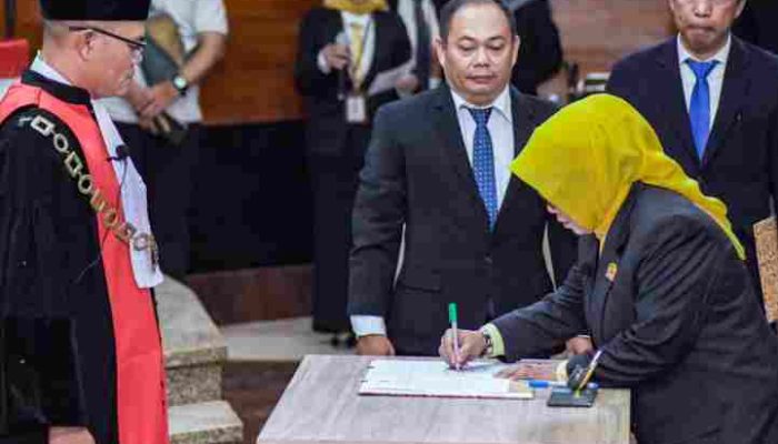 Dra. Hj. Nurhayati, M.Pd.I, Dari Golkar Resmi Jadi Ketua DPRD Indramayu