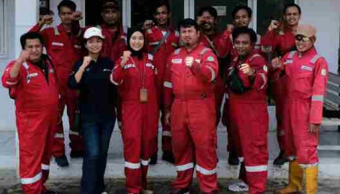 Aksi Kilang Balongan Bersama KLHK  dan DLH Indramayu Adakan Bersih Sampah