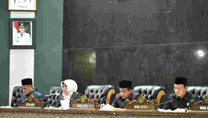 DPRD Indramayu Gelar Rapat Paripurna Bahas 3 Raperda Strategis